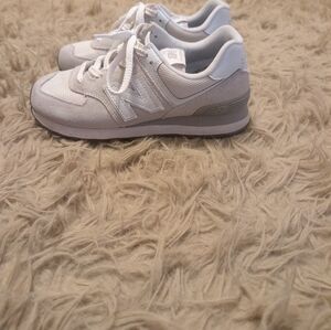 New Balance Women's White Sneakers(Wore Once)